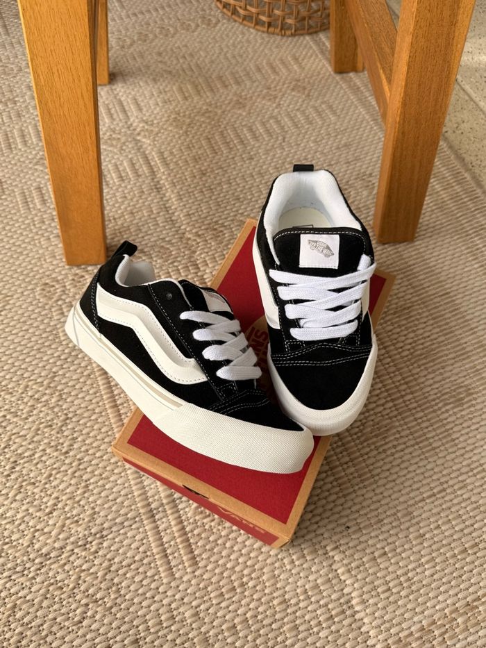 Vans Knu Skool black and White - Taille 36.5 - photo numéro 6