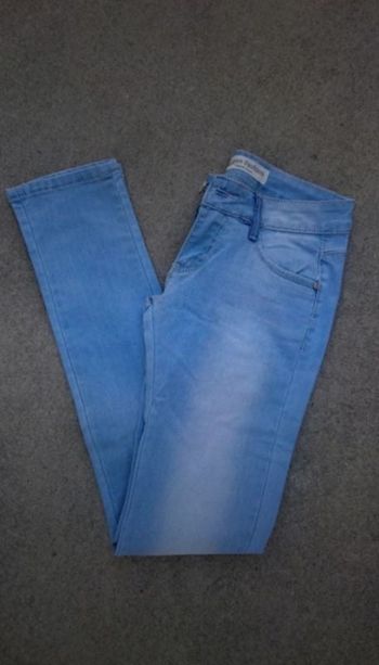 Jean bleu clair neuf