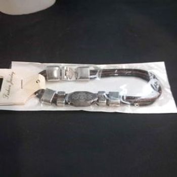 Bracelet avec tête de mort