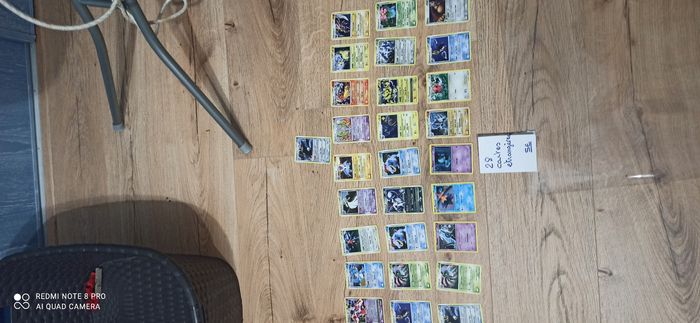 28 cartes pokemon