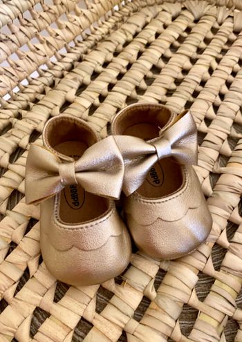 Chaussures dorées
