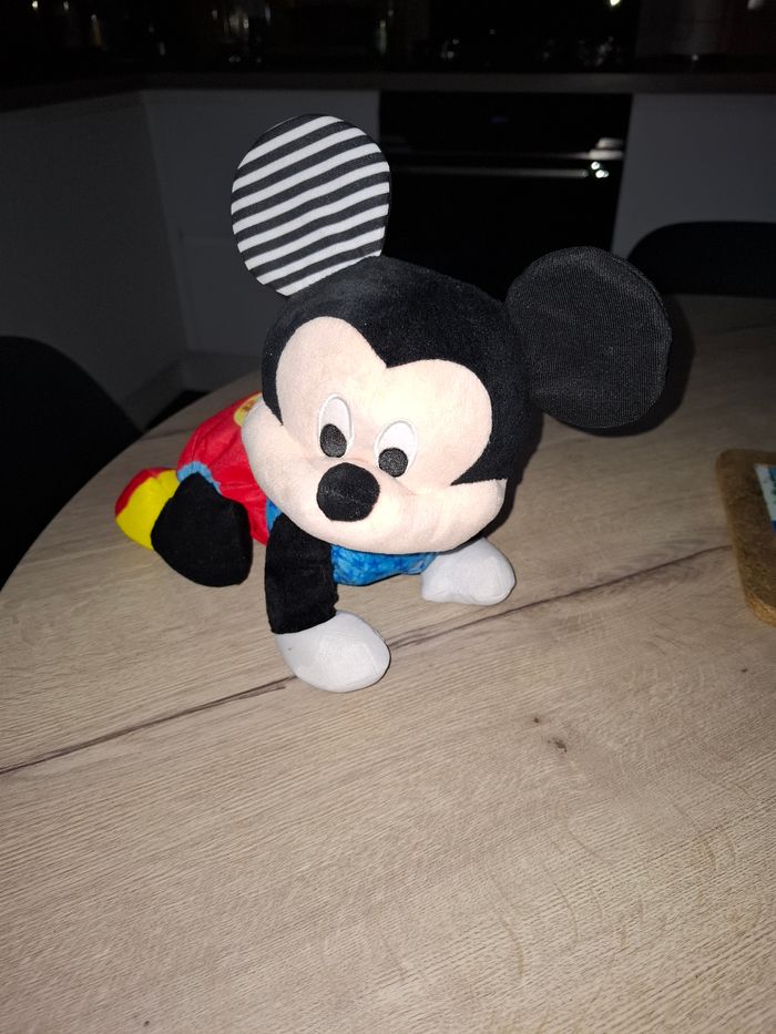 Mickey attractif bébé - photo numéro 6
