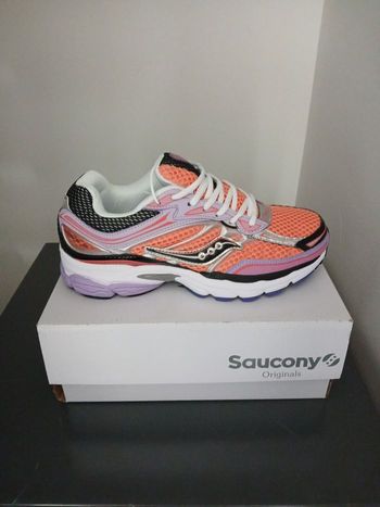Saucony omni9