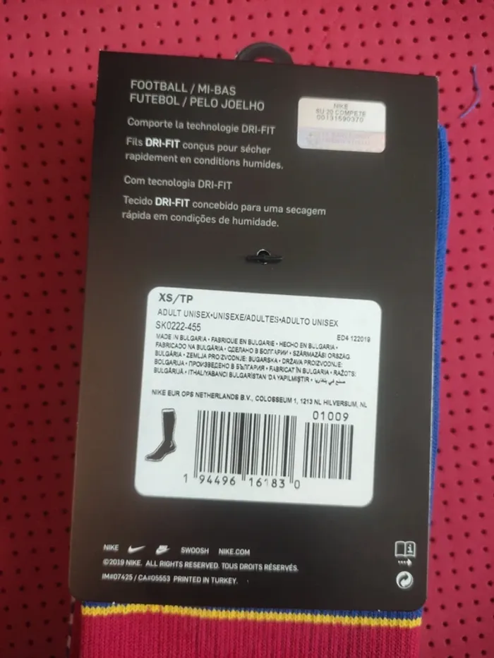 Chaussettes de foot FC Barcelone, Nike Authentique Officiel taille 31/35, Neuf - photo numéro 7
