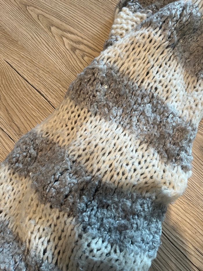 Tour de cou - photo numéro 2