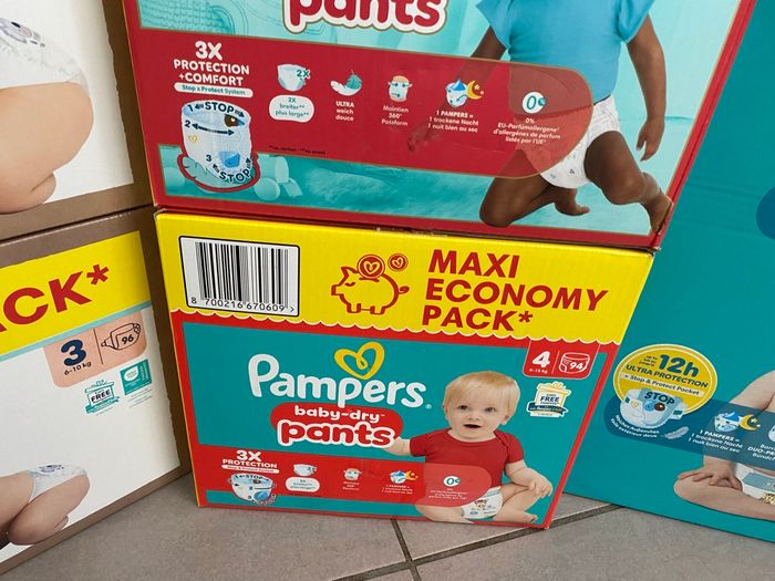 Couches Pampers - photo numéro 6