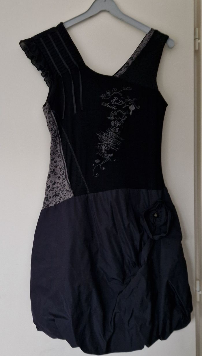 Robe Noire avec Motifs La Mode Est à Vous, Taille 42 - photo numéro 1