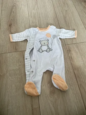 Pyjama velour blanc et pêche