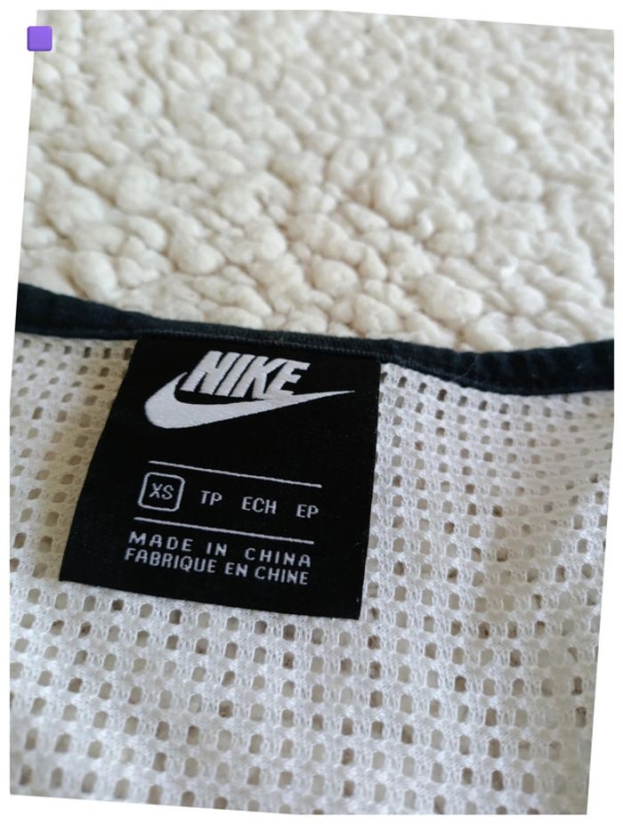 Débardeur Nike sport noir et blanc mesh vintage - photo numéro 3