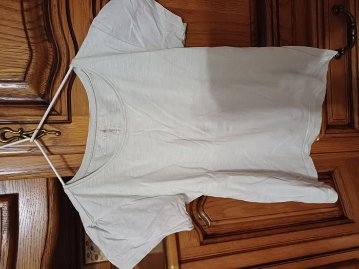 5 tee shirts filles Taille 10 ans - photo numéro 3