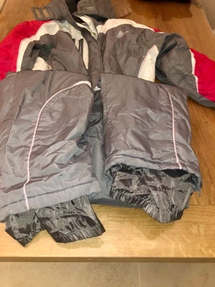 Combinaison de ski fille de marque Peak Mountain taille 14 ans en tbe à 25 euros - photo numéro 3