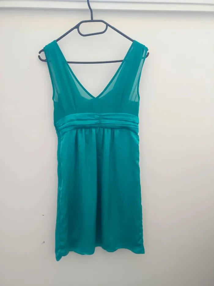 Robe vert émeraude Naf Naf taille 34 - photo numéro 2