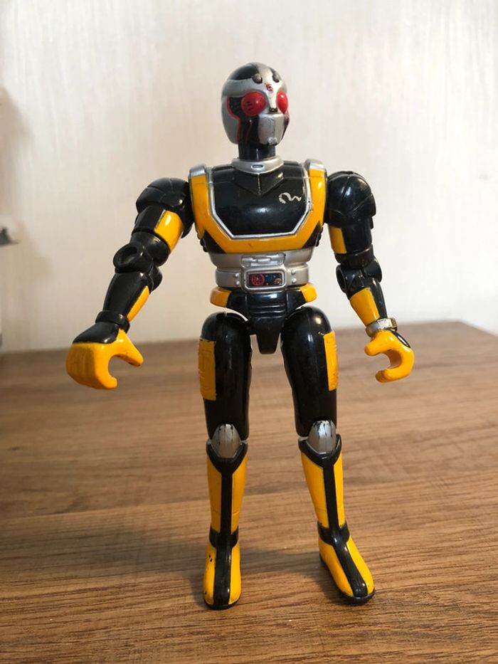 Figurin vintage bandai 1995 masked riders saban