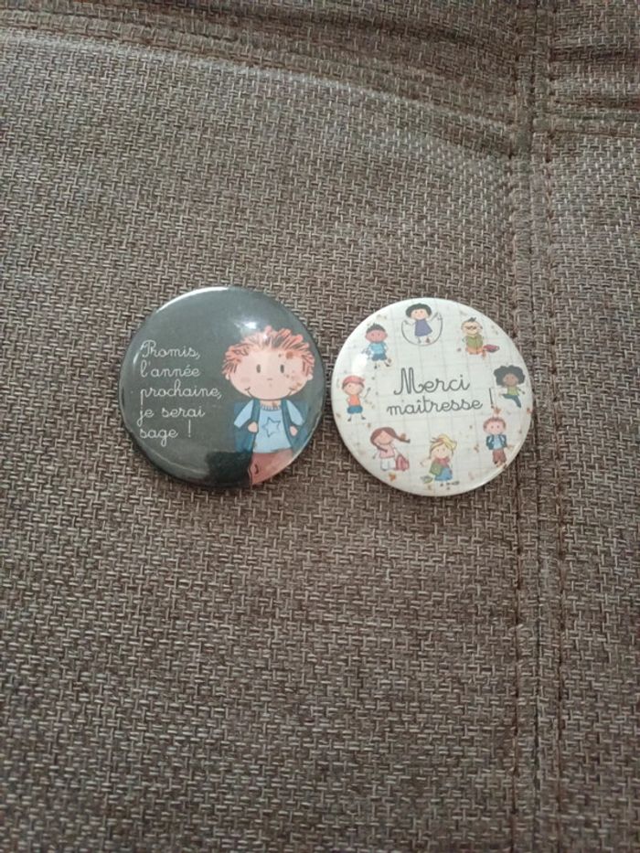 Badge cadeau maîtresse