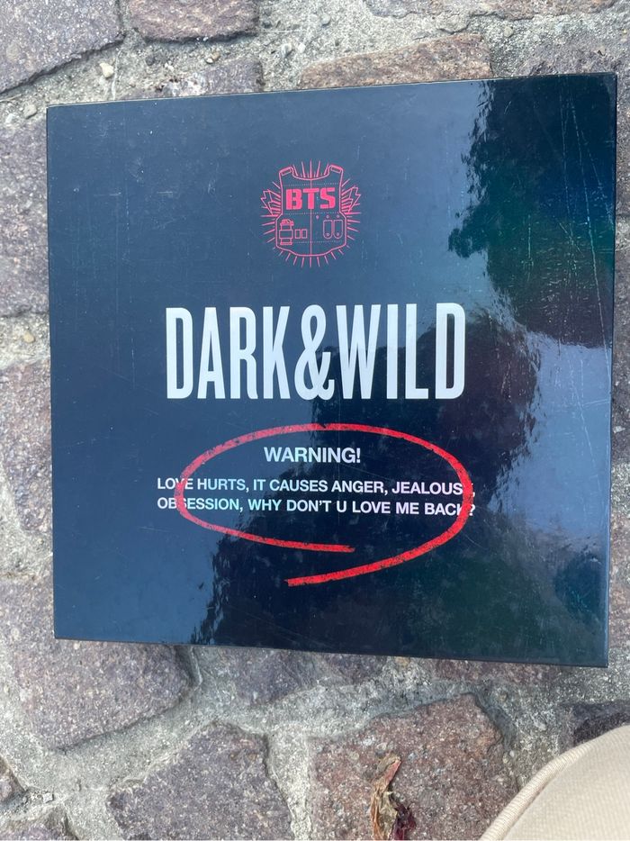 Cd dark