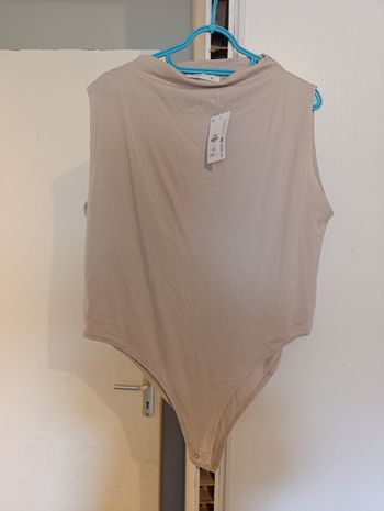 Body femme XL neuf avec étiquette Primark 