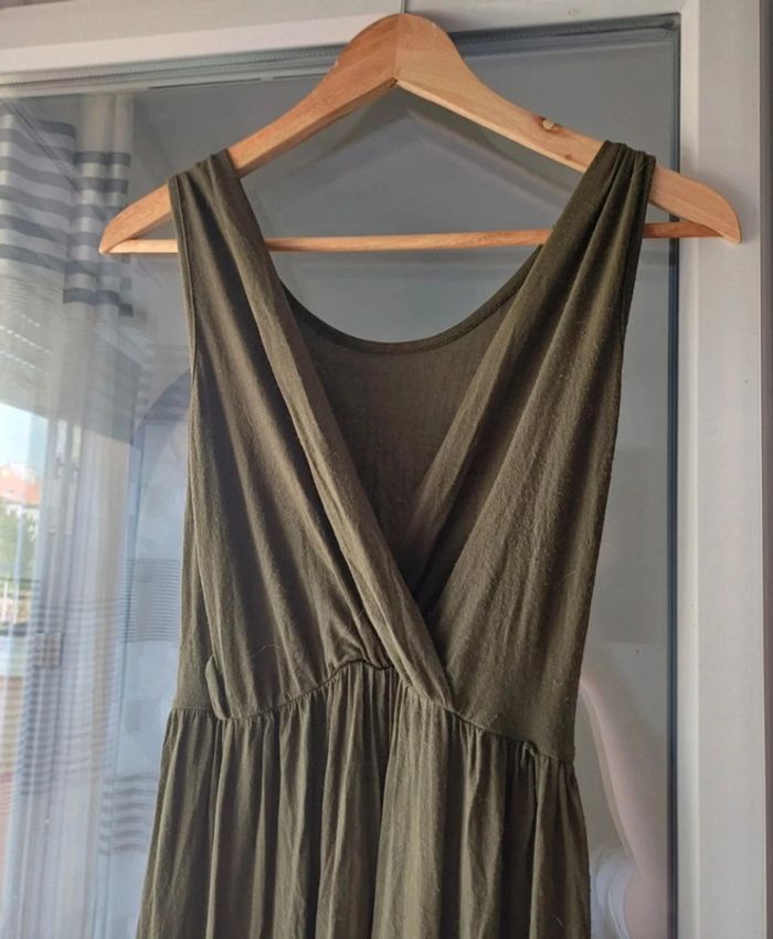 Robe longue kaki. Taille 38 - photo numéro 2
