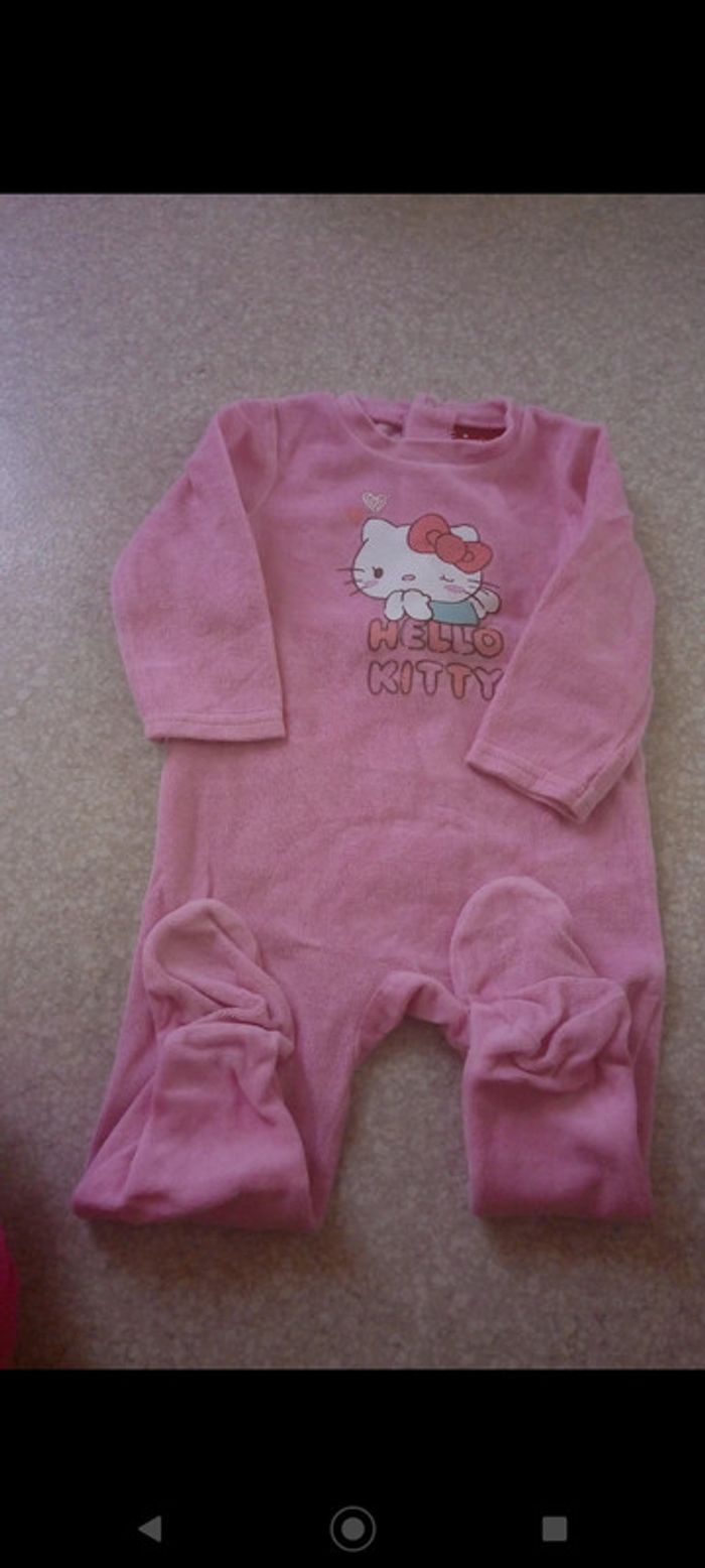 Pyjama dors bien en velours d'hiver Hello Kitty