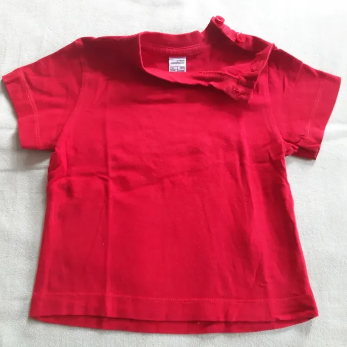 Lot de 4 t-shirts Decathlon et autre 12 mois - photo numéro 13