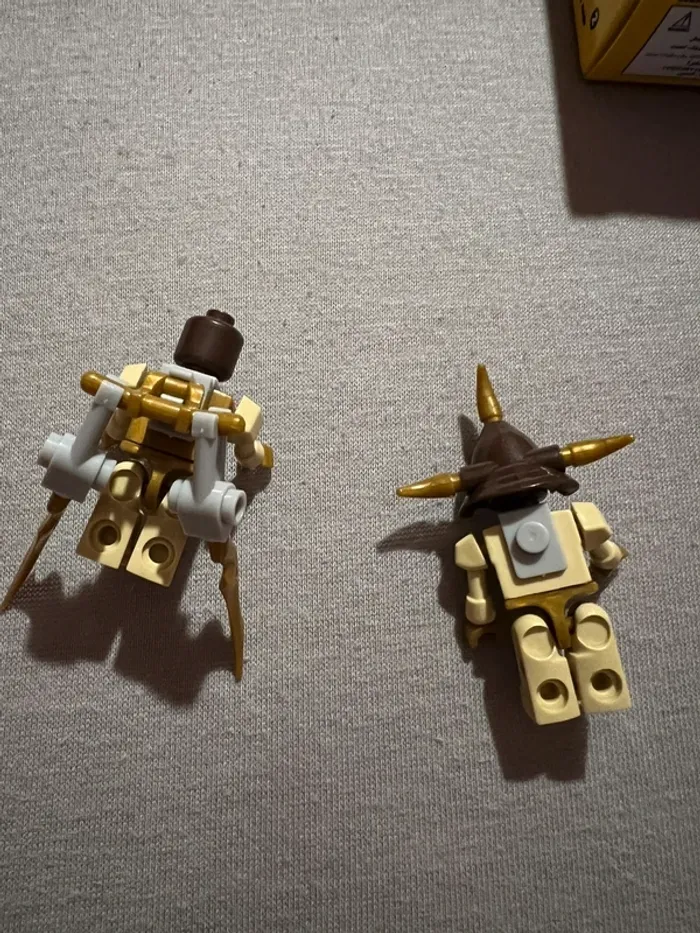 Lego robot deformed blocks - photo numéro 6