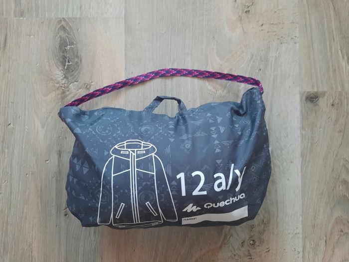 Veste de pluie 'Quechua' 12 ans - photo numéro 3