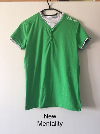 T-shirt vert New Mentality Taille M