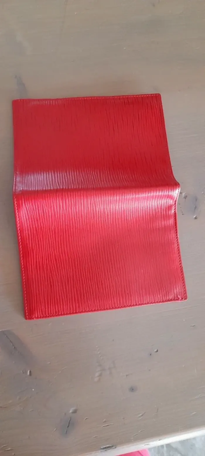 Porte feuille rouge - photo numéro 6