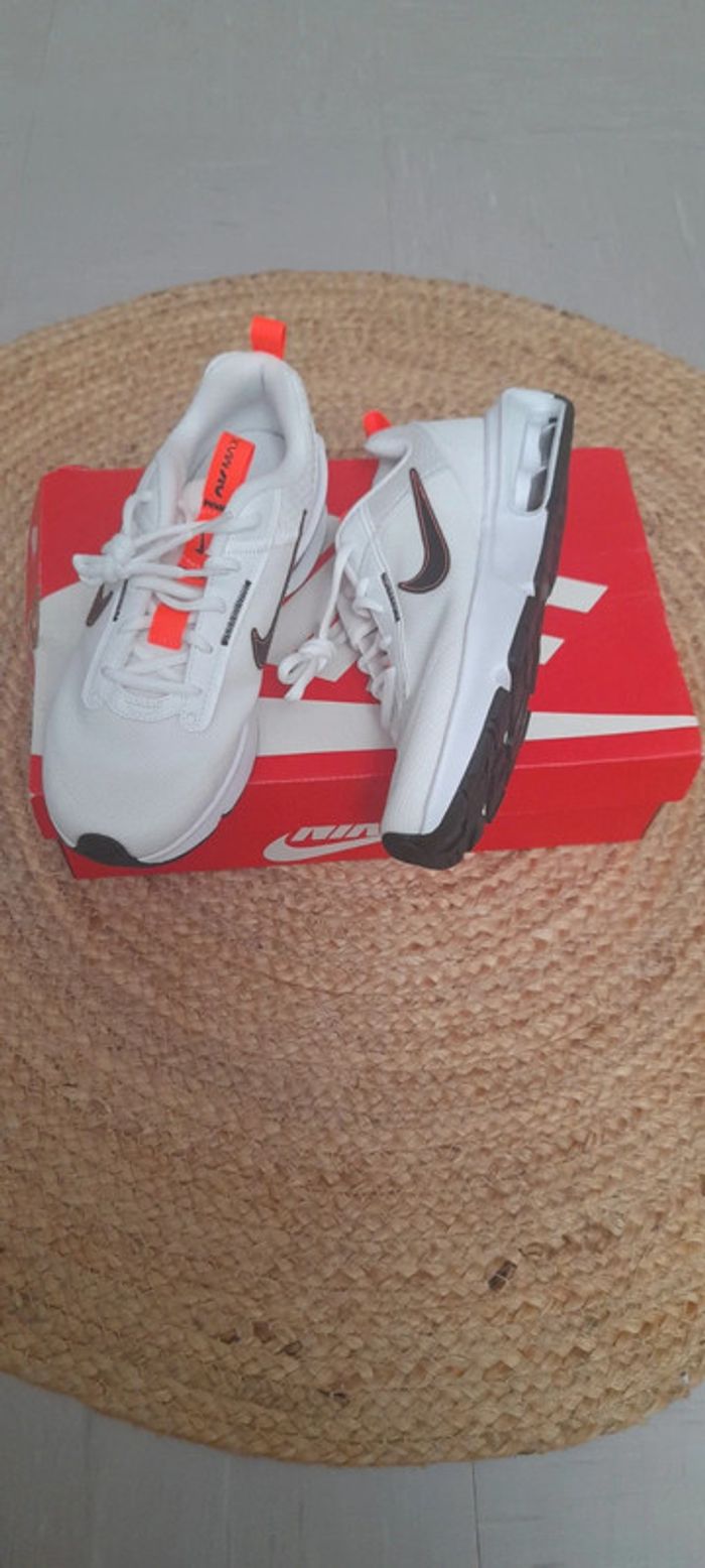 Basket Nike Air Max W 2090