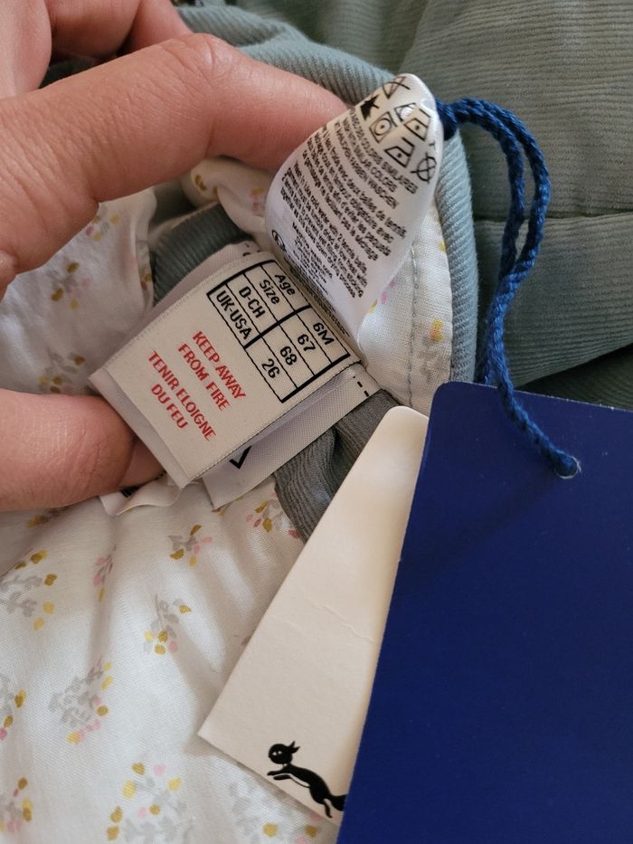 Combinaison pilote 6 mois NEUVE - photo numéro 2