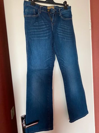 Jean rica Lewis taille 40