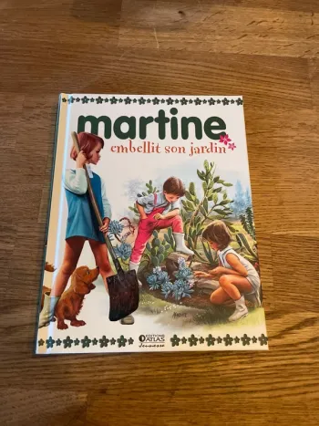 Livre Martine embellit son jardin