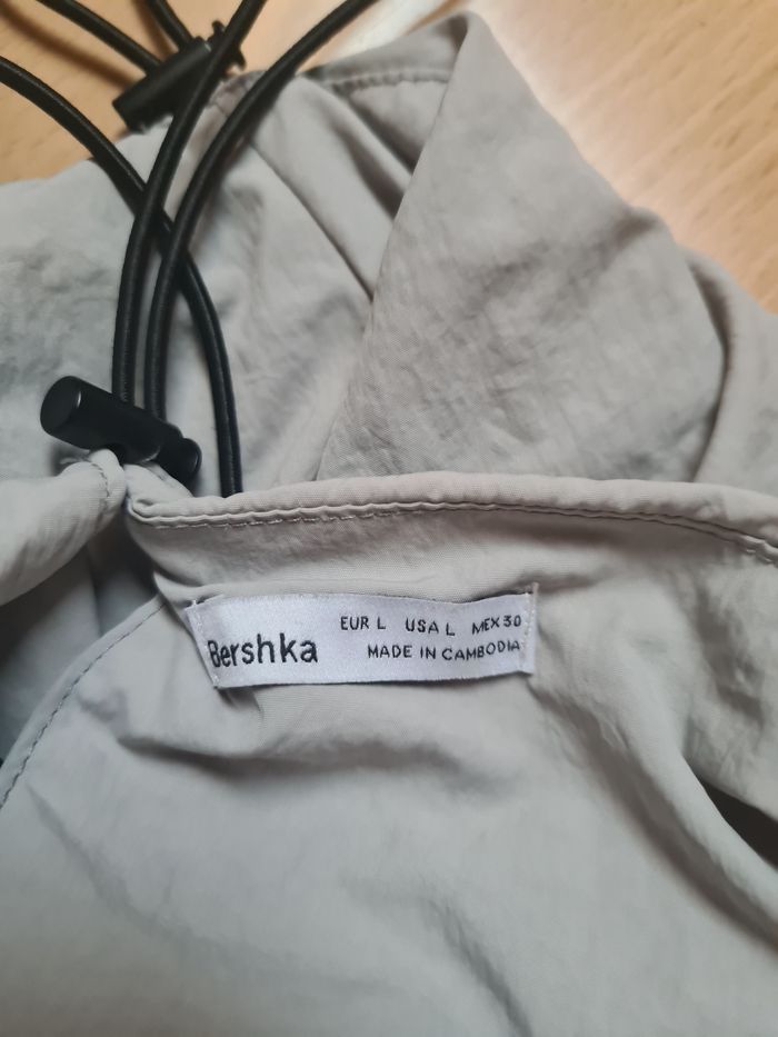 Top gris Bershka / Taille L - photo numéro 3