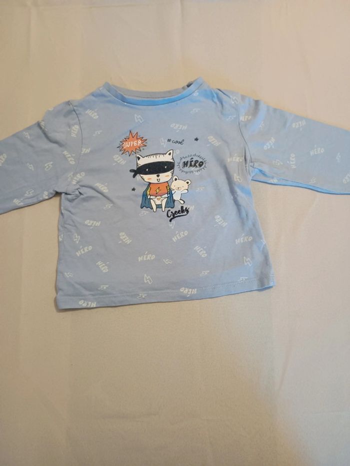 Tee shirt