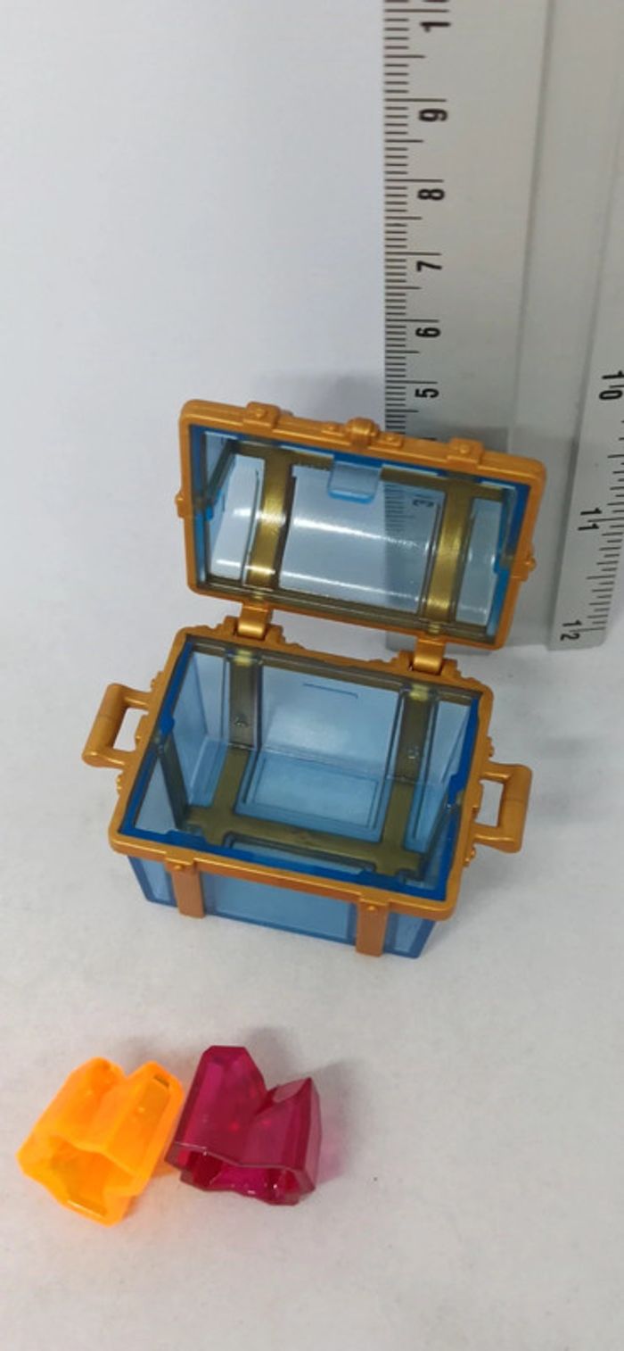 Coffre bleu transparent avec joyaux playmobil - photo numéro 2