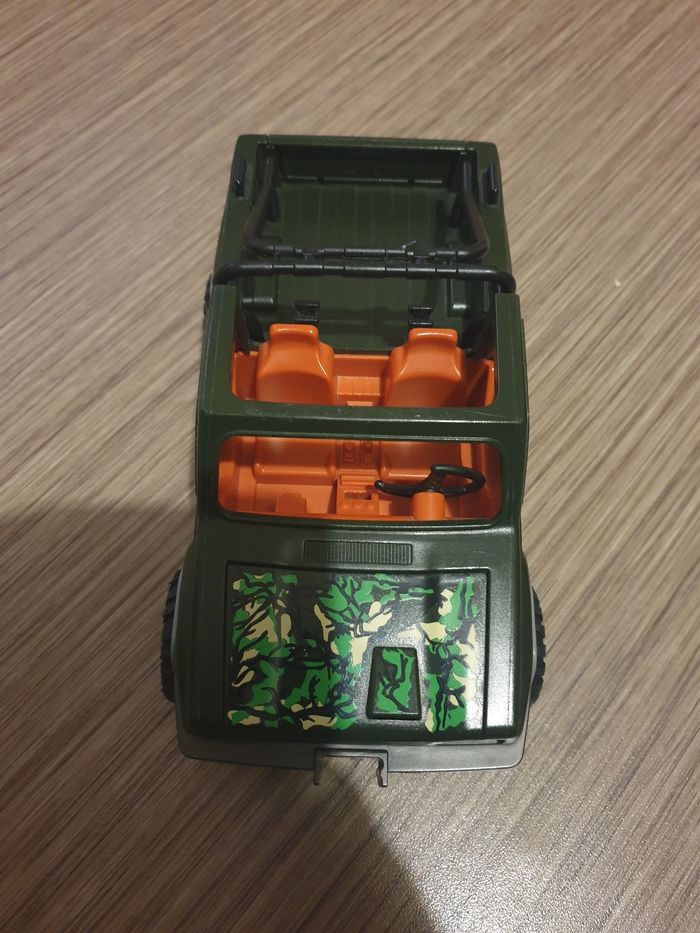 Voiture playmobil - photo numéro 2