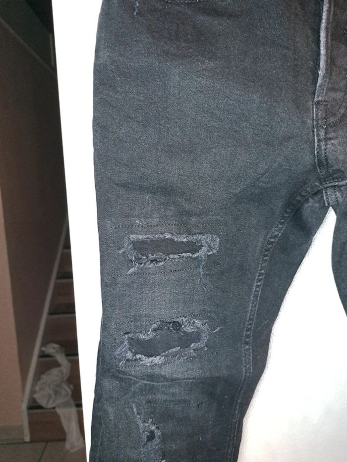 Jean troué noir T38 #isacorbashomme - photo numéro 3