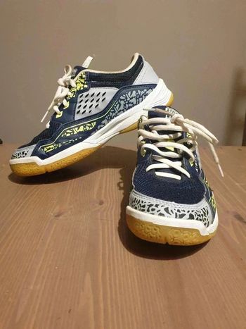 Chaussures Atorka Handball 38 semelles non marquantes pour intérieur