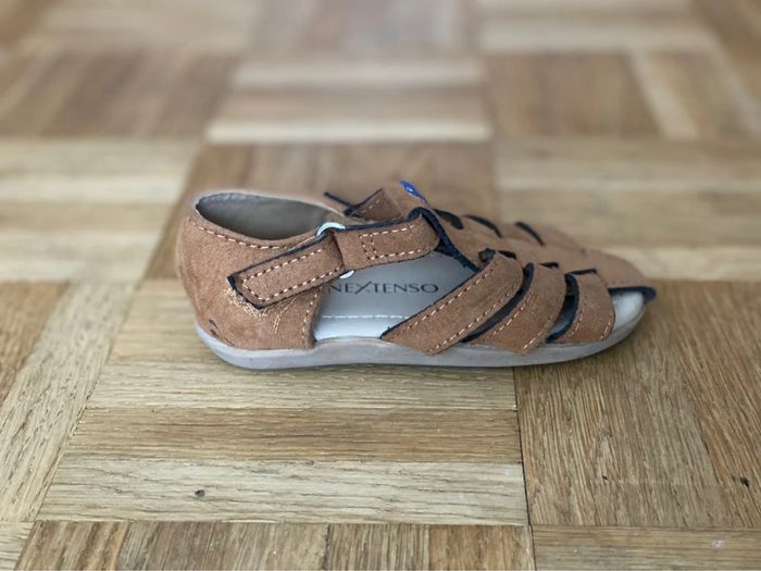 Sandales Cuir T19 TBE comme neuves - photo numéro 9