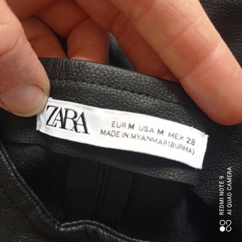 Crop top noir en simili t38 Zara