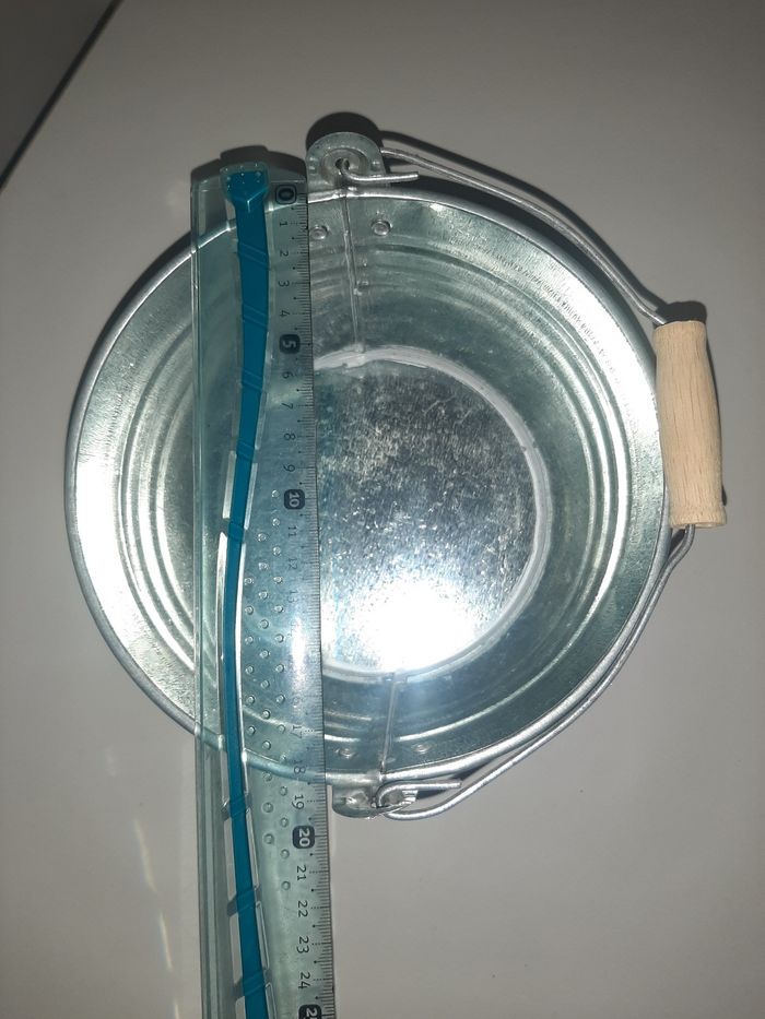 Pot en zinc avec anse - photo numéro 2