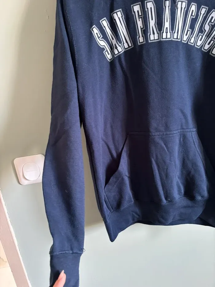 Pull taille S - photo numéro 2