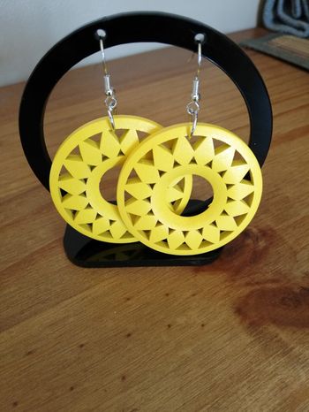 Boucles d'oreilles jaunes