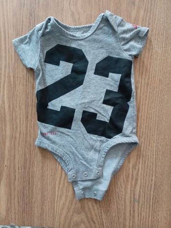 Bodie dri-fit 0-6 mois 🌹