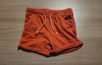 Short taille 18 mois (86 cm)