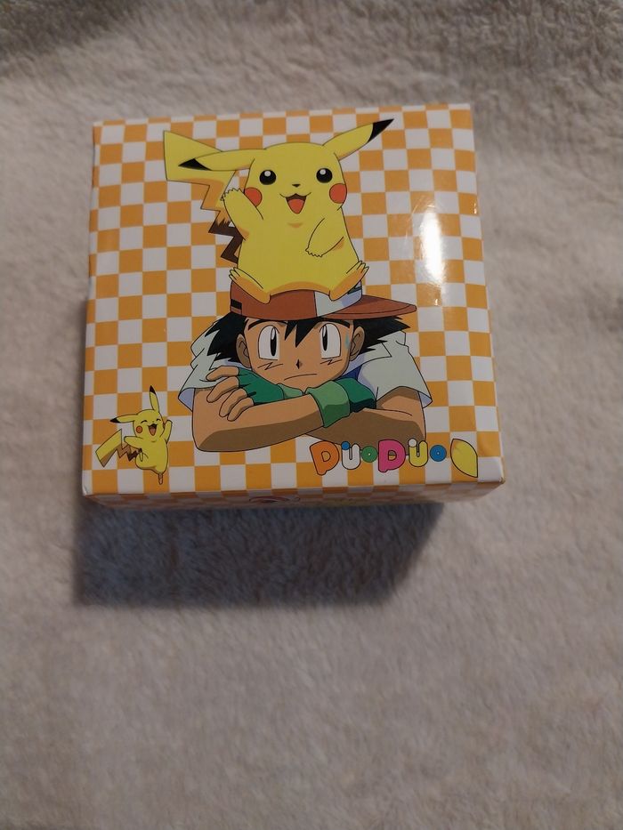 Coffrer montre pikatchu mixte - photo numéro 2