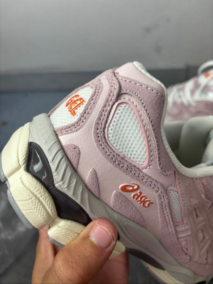 Asics gel nyc rose neuve taille 42 - photo numéro 3