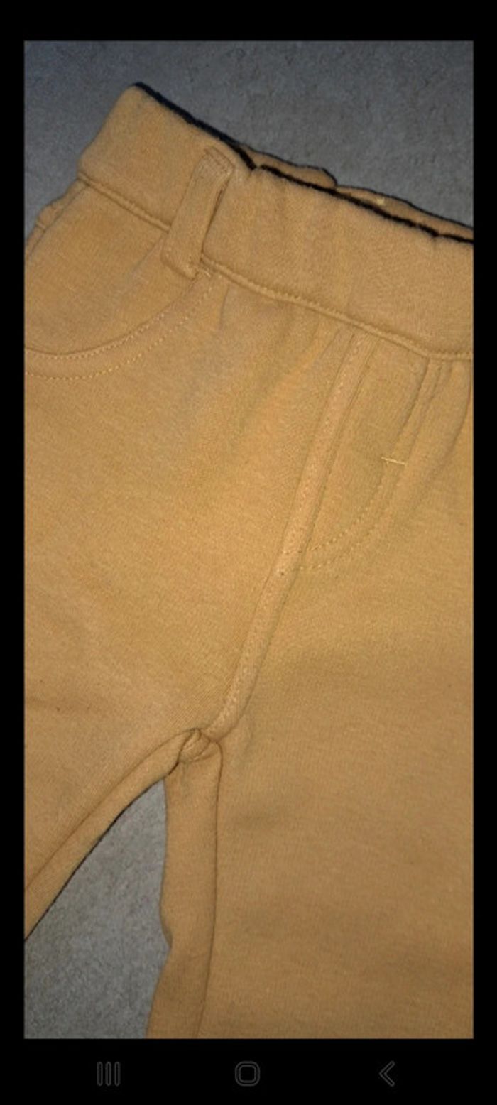 Pantalon jaune Kiabi 3 mois - photo numéro 2