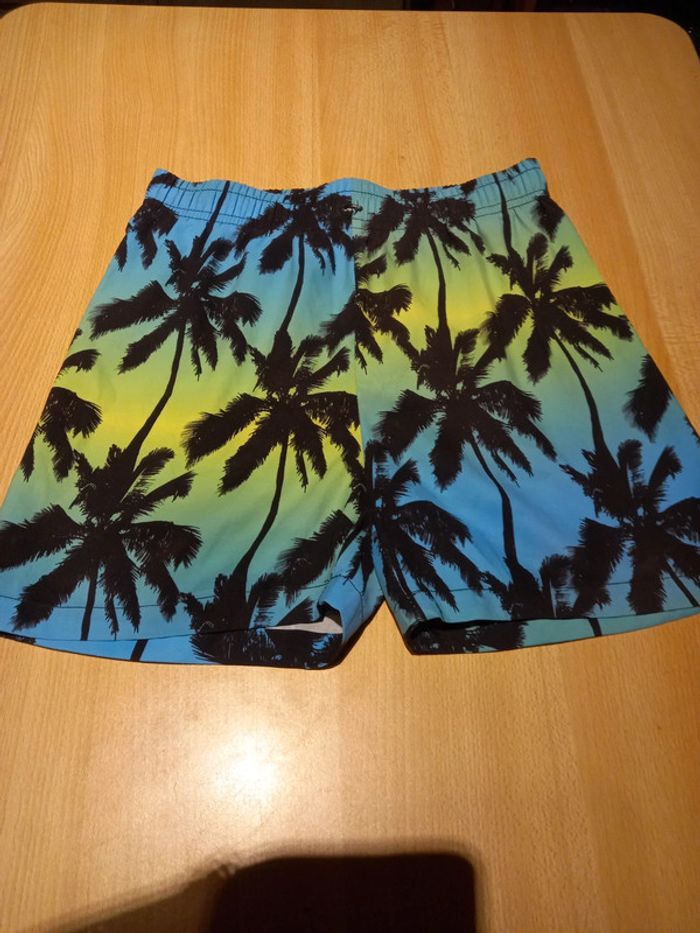 Short de plage tropical garçon t.130