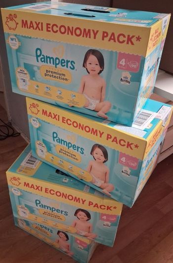  Couches pampers premium protection T4 