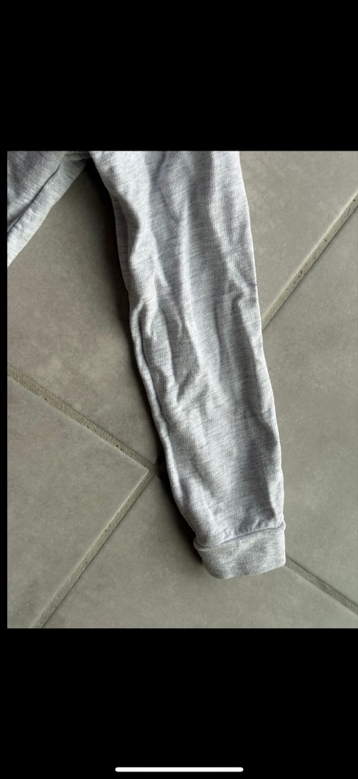 Sweat Bambi Disney 8 ans - photo numéro 7